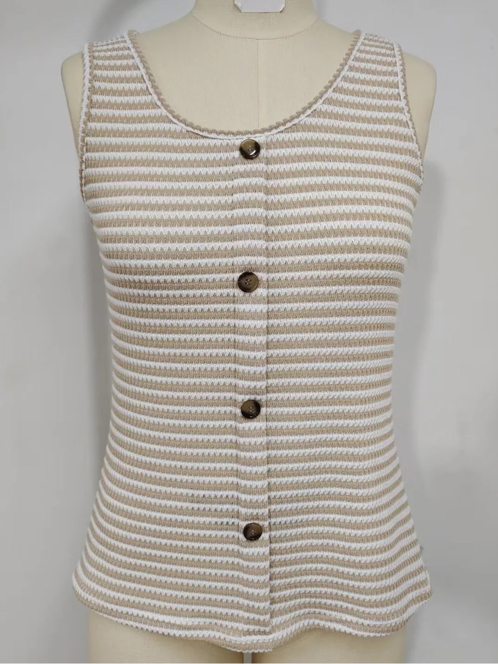 Beige & Ivory Striped Textured Knit Tank | Women’s 0XL | Like New
